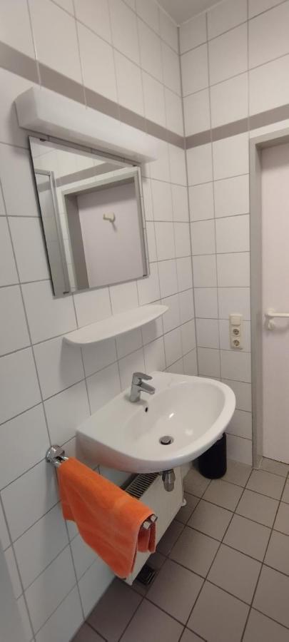Gaststaette Zur Tribuene Pfungstadt Exterior foto